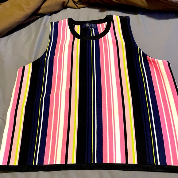 Beautiful Multi Colour Striped SleevelessTop - Picture 5 of 8